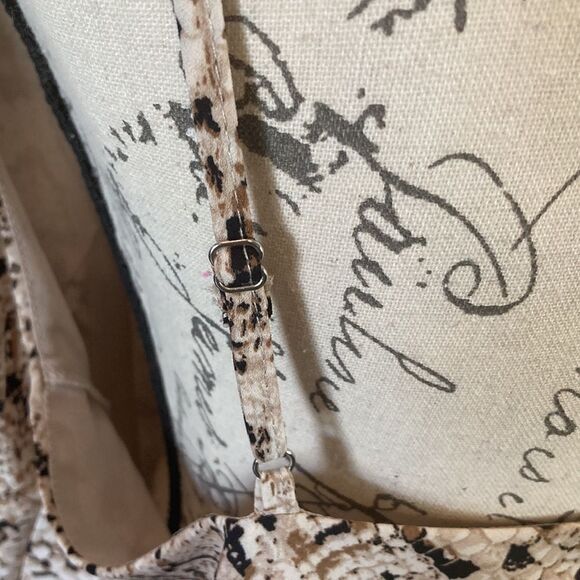 Rachel Zoe animal print with black lace bottom hem with adjustable straps, XL - Picture 6 of 9